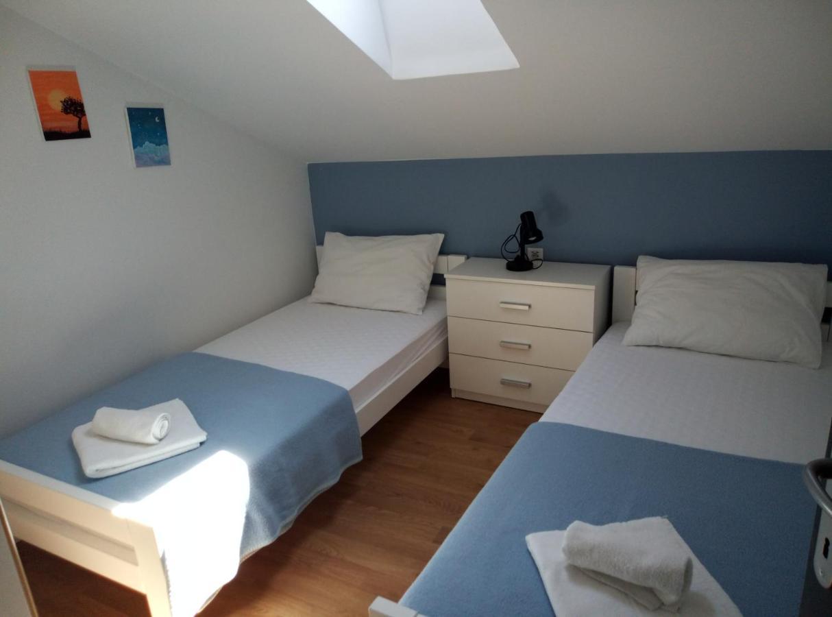 Apartman Prvi Red Do Mora Светі Филип-і-Яков Екстер'єр фото
